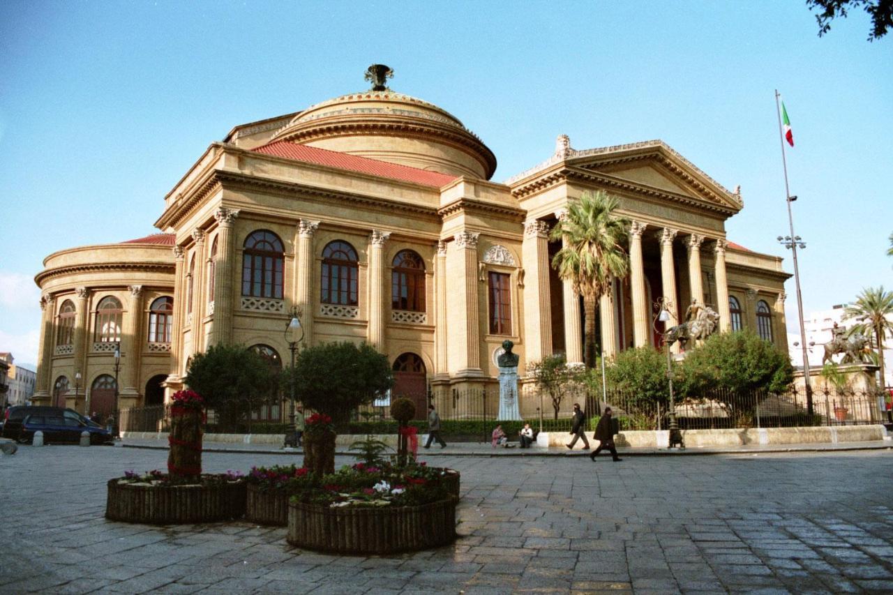 Garibaldi Rooms 29 - Piazza Marina A Palermo - In Pieno Centro. Экстерьер фото