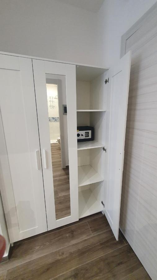 Garibaldi Rooms 29 - Piazza Marina A Palermo - In Pieno Centro. Экстерьер фото