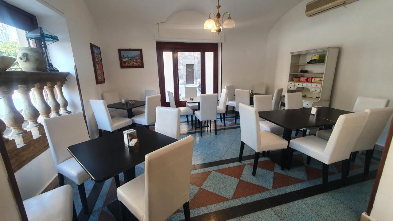 Garibaldi Rooms 29 - Piazza Marina A Palermo - In Pieno Centro. Экстерьер фото